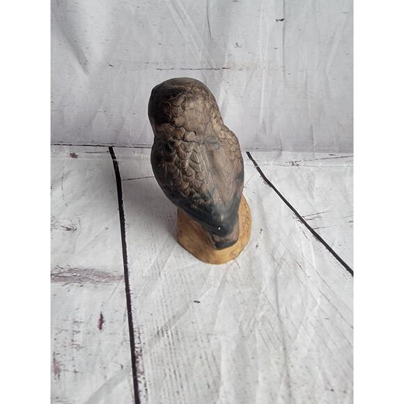 Vintage Ceramic/Porcelain Owl Figurine on Rock 4 inches READ 2 - Picture 3 of 8